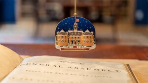 The Official Virginia History Ornament of 2026 - Colonial Capitol Building